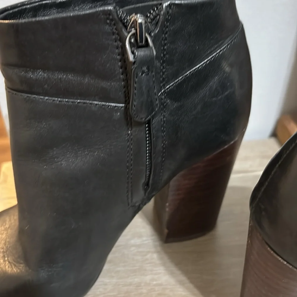 Tory Burch booties - Picture 7 of 10